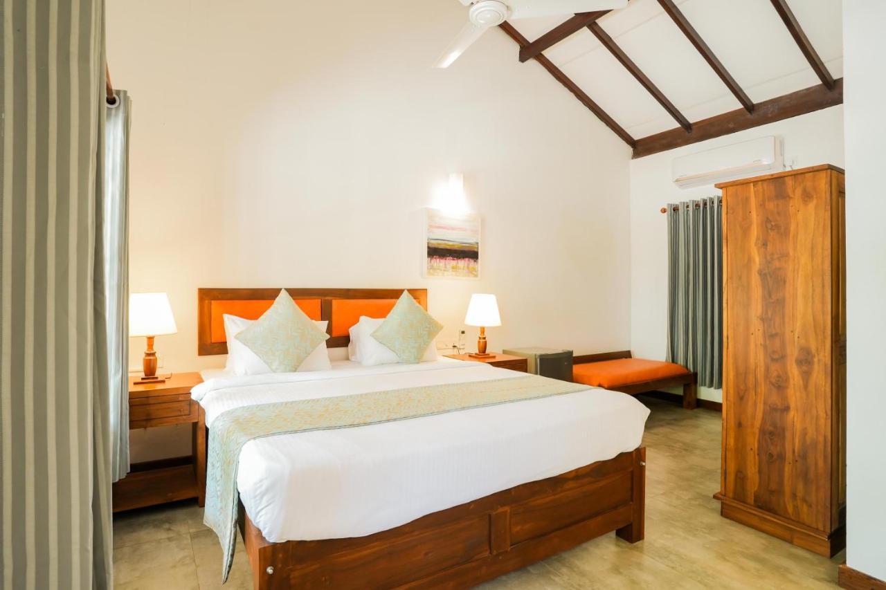 Hotel Malala Retreat Hambantota Esterno foto