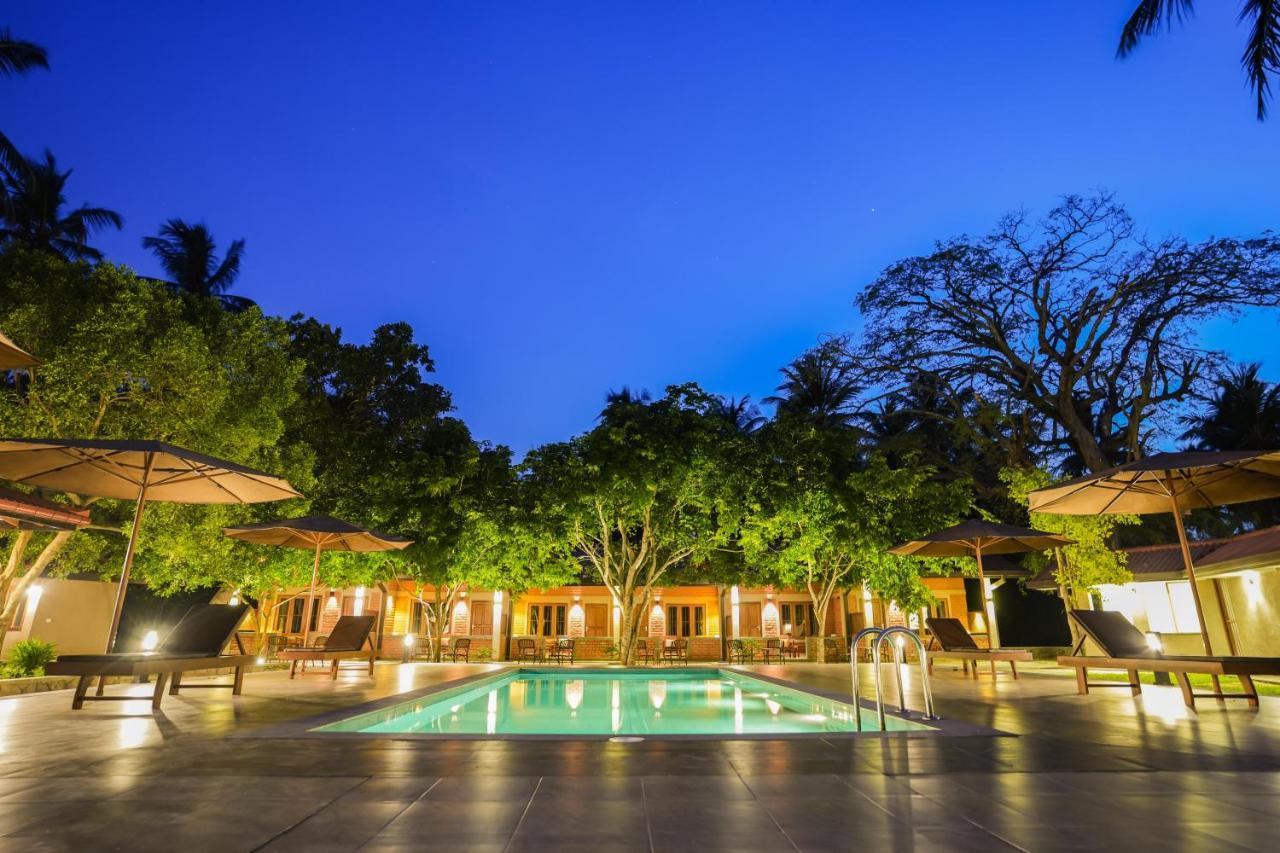 Hotel Malala Retreat Hambantota Esterno foto