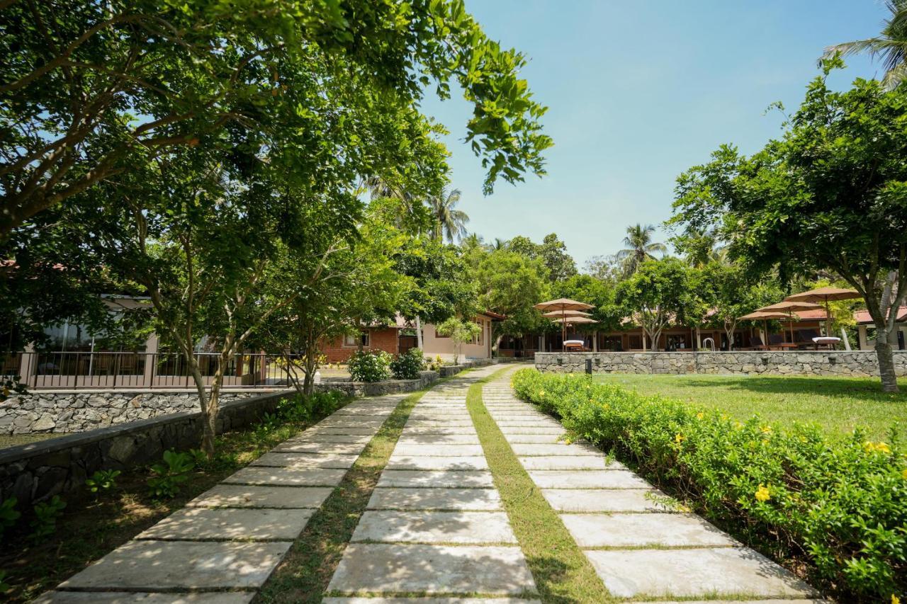Hotel Malala Retreat Hambantota Esterno foto